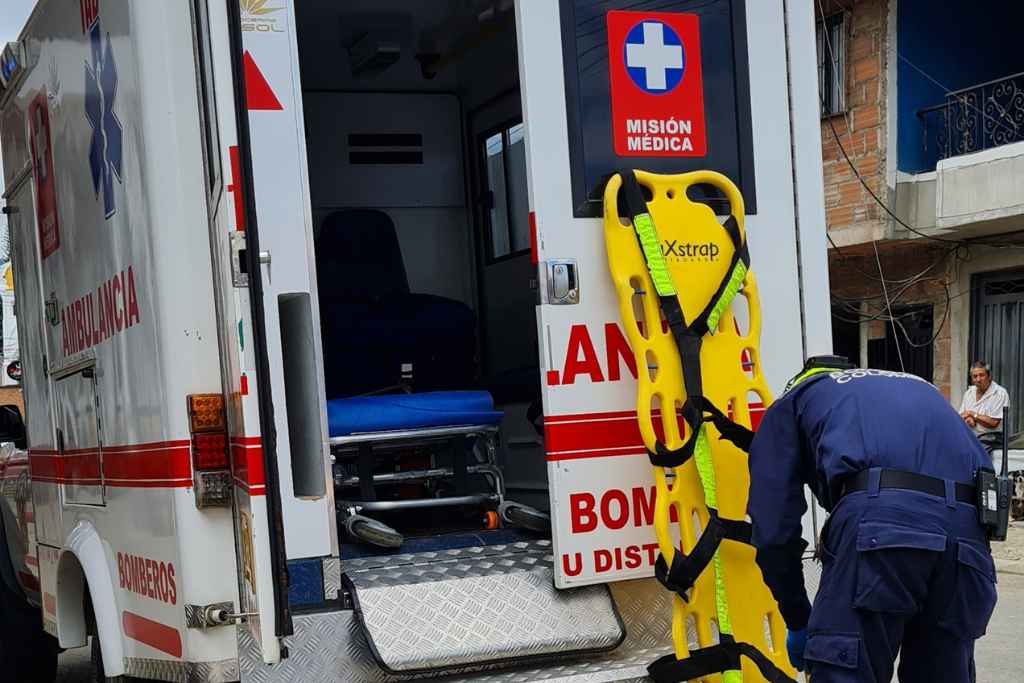 Bomberos-El-Carmen-de-Viboral-Transporte-asistencial-basico (2)