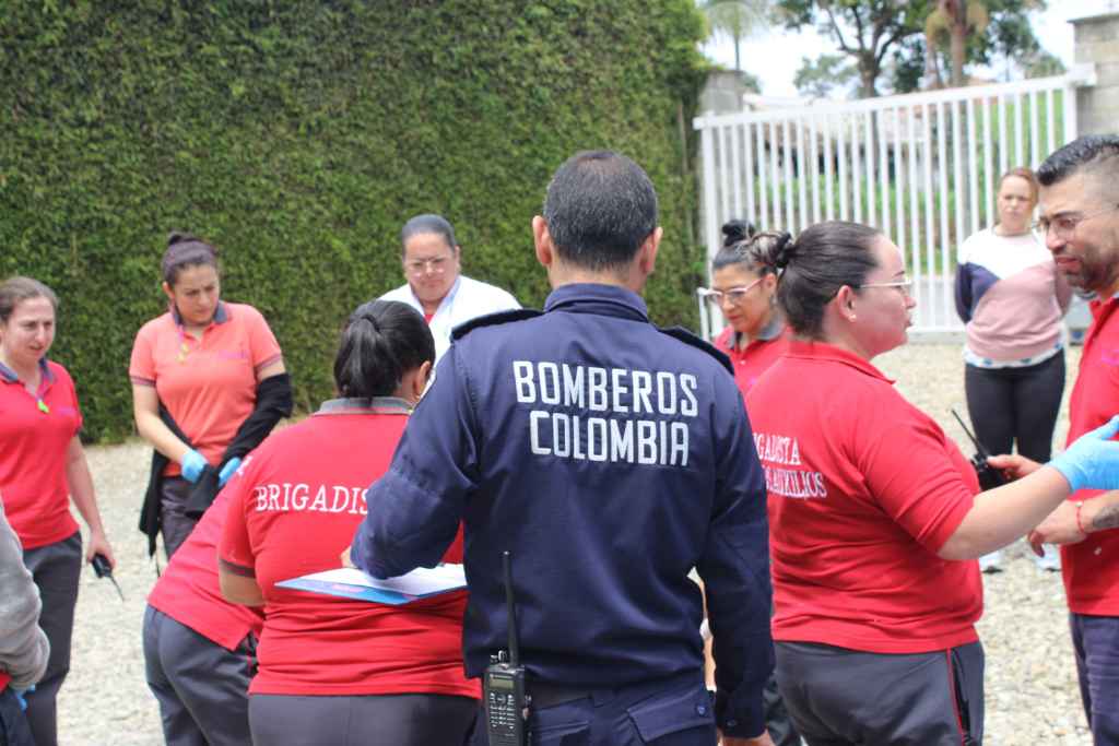 Bomberos-El-Carmen-de-Viboral-asesoria-tecnica-3 (1)