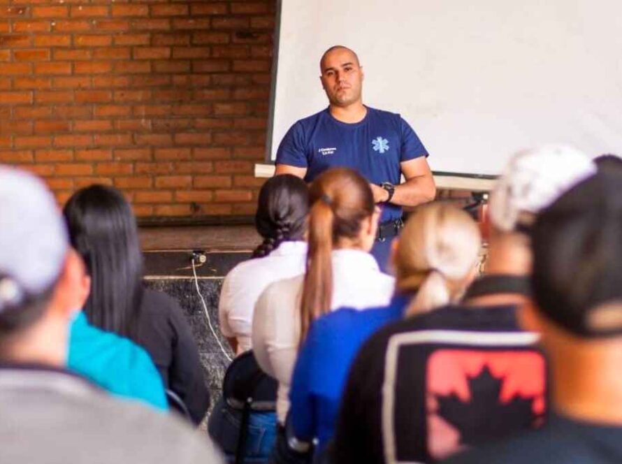 Bomberos-El-Carmen-de-Viboral-capacitaciones-1