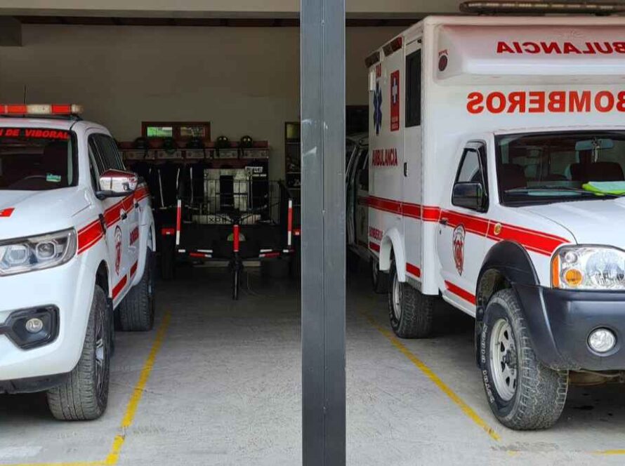 Bomberos-El-Carmen-de-Viboral-Transporte-asistencial-basico-2